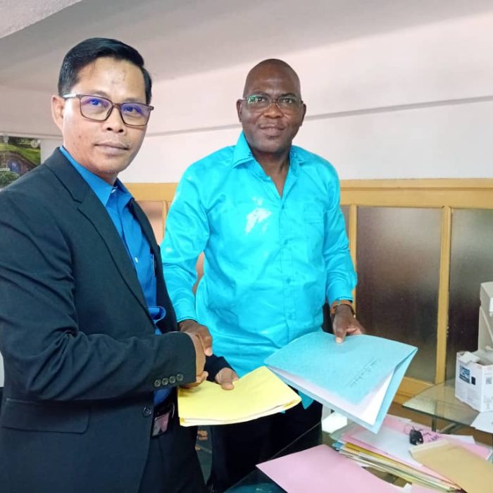 Echange avec le collaborateur